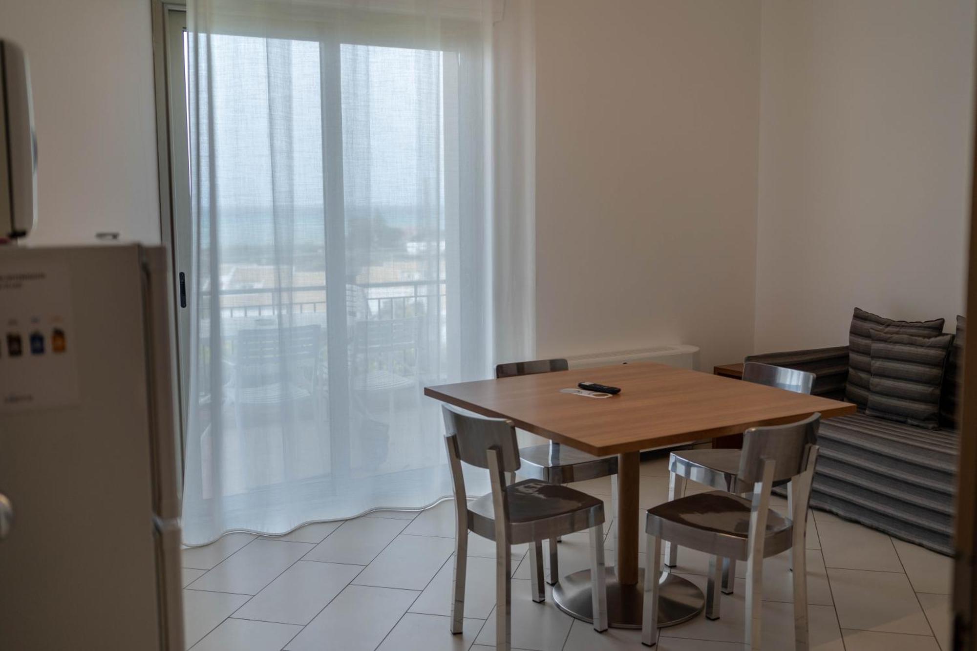 Sikelika Residence Sul Mare Scoglitti Luaran gambar